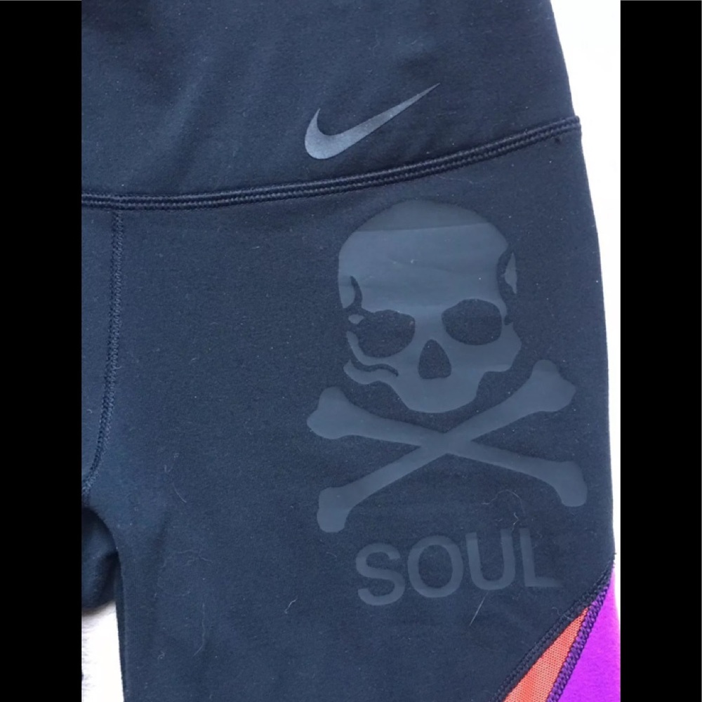SOUL CYCLE T-Shirt & Soul Cycle/Nike Leggings Set, Size XS, Black, EUC - Picture 10 of 11